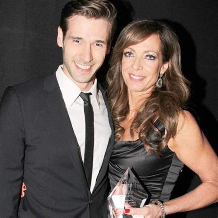 Who is Allison Janney Dating Now