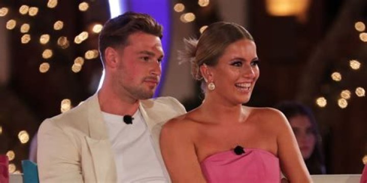 Who is Tasha Leigh Dating Now?